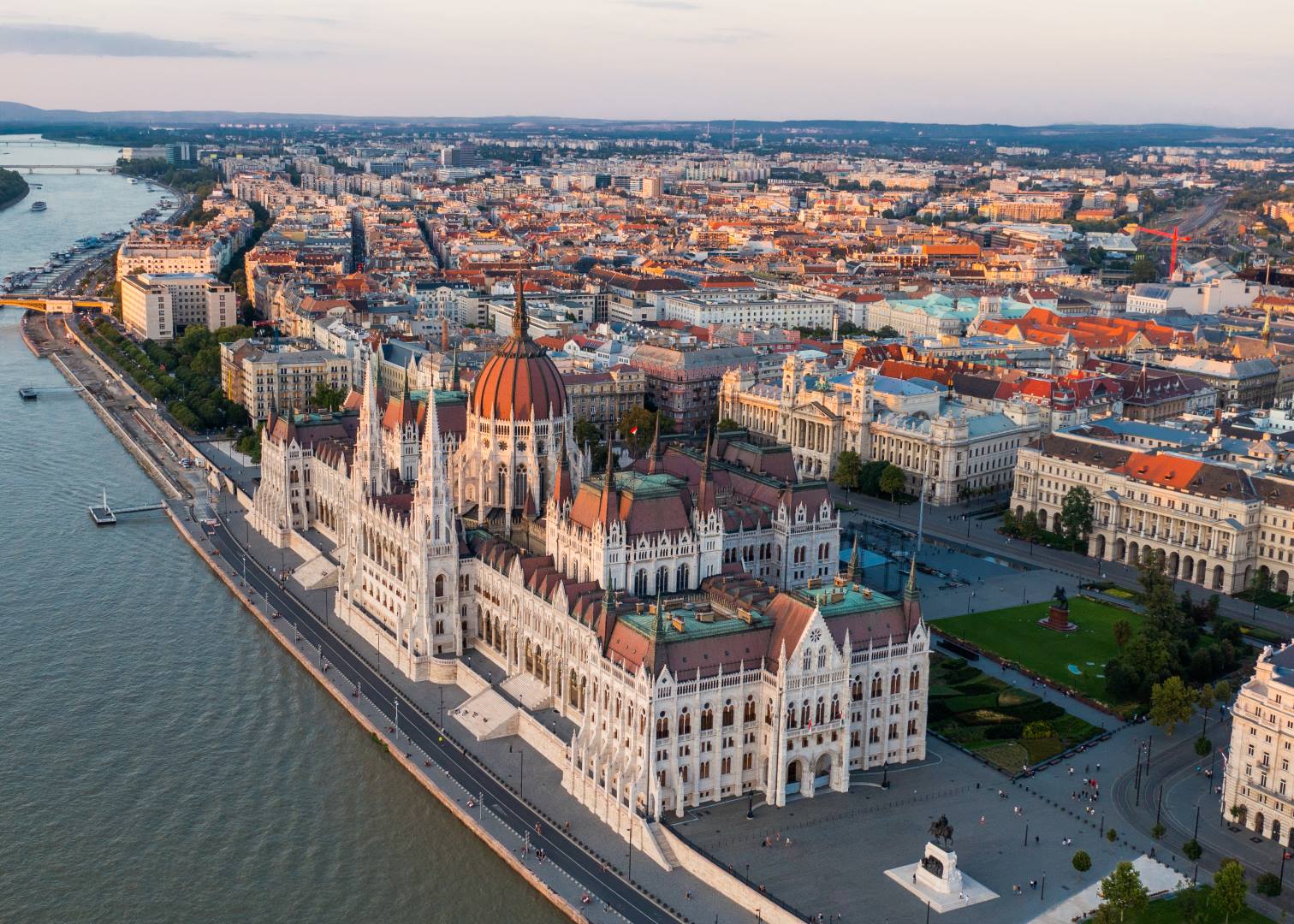 کار و زندگی در مجارستان