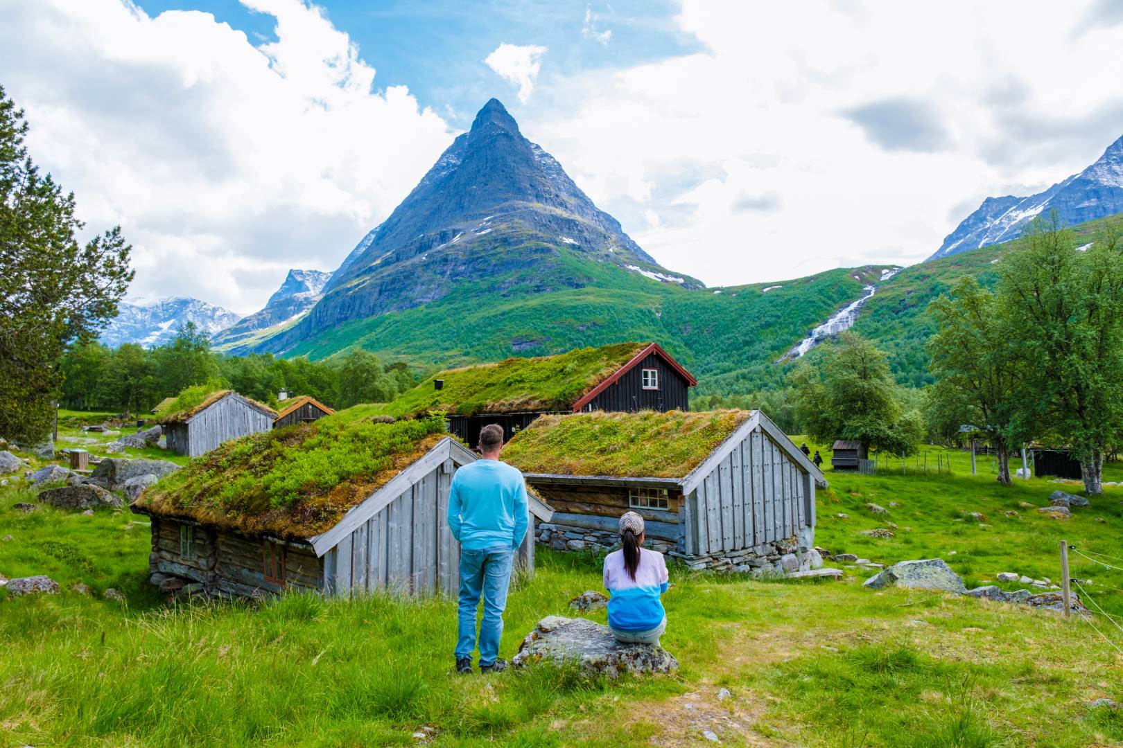 اقامت خانواده در مسیر کارآفرینی