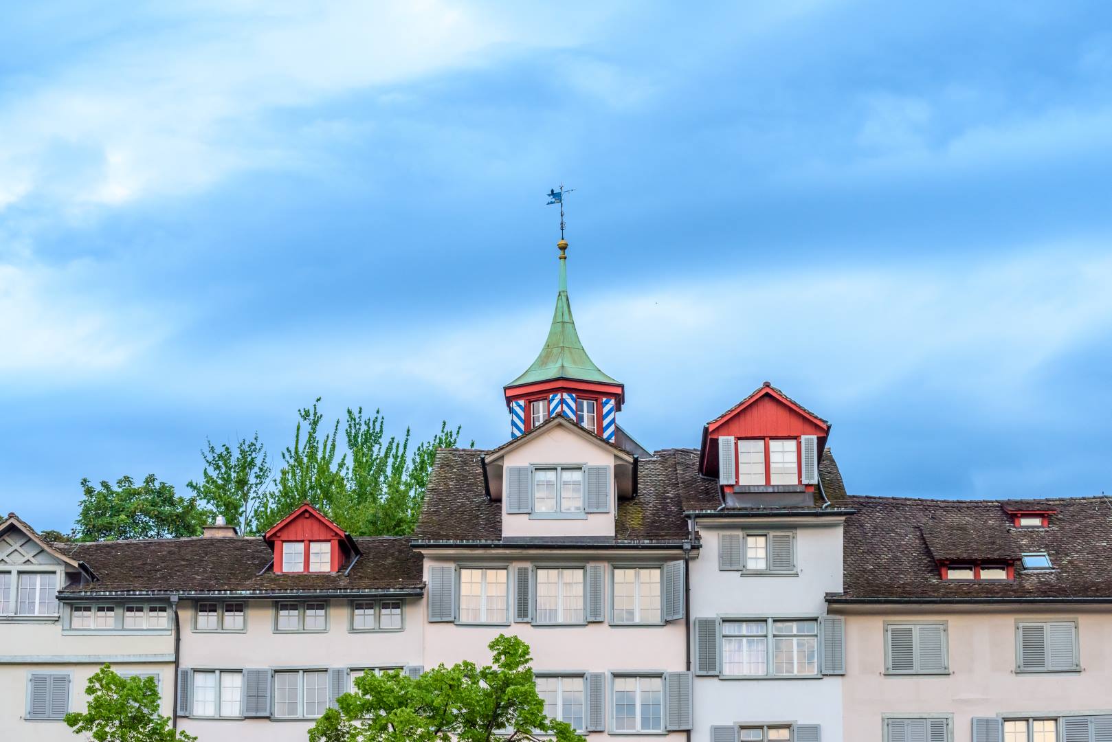 اقامت از طریق پناهندگی در سوئیس